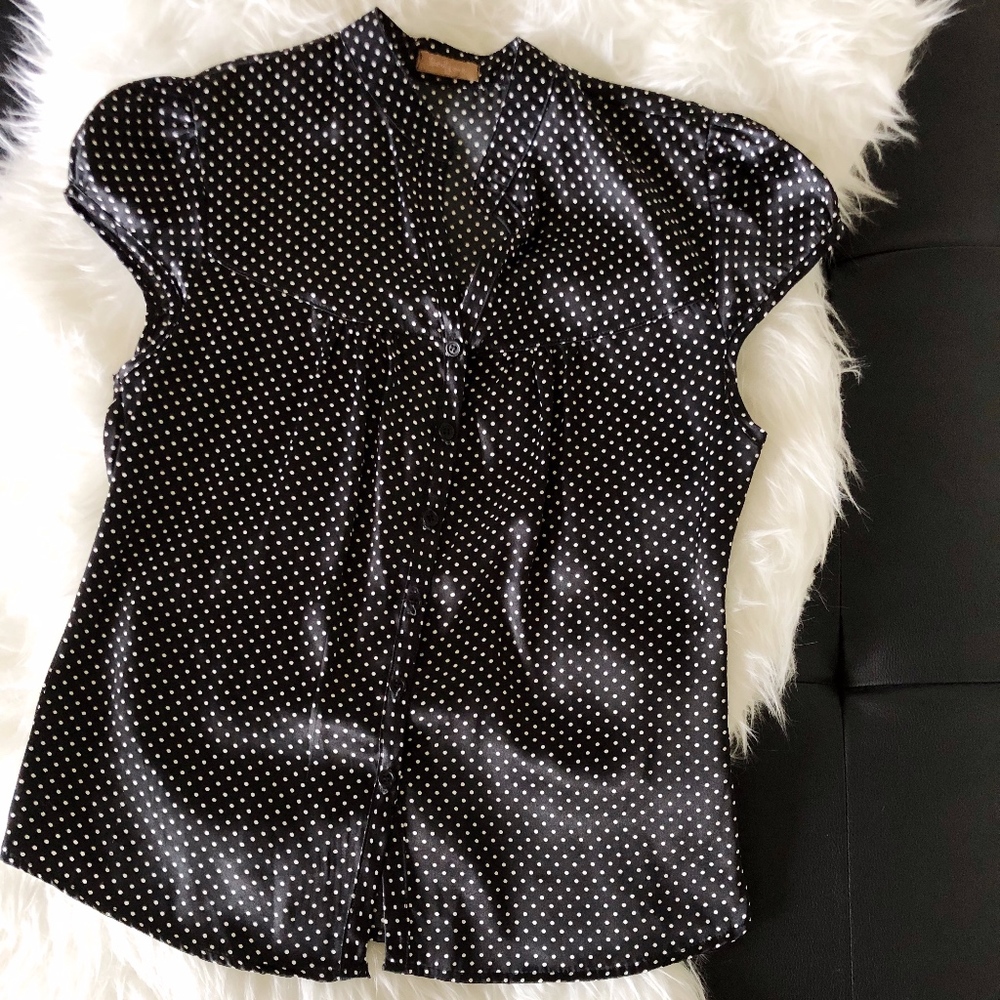 Forever 21 Black +White Mini Polka Dot Button Up
